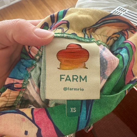 FARM Rio Multicolor Shorts - Picture 2 of 3